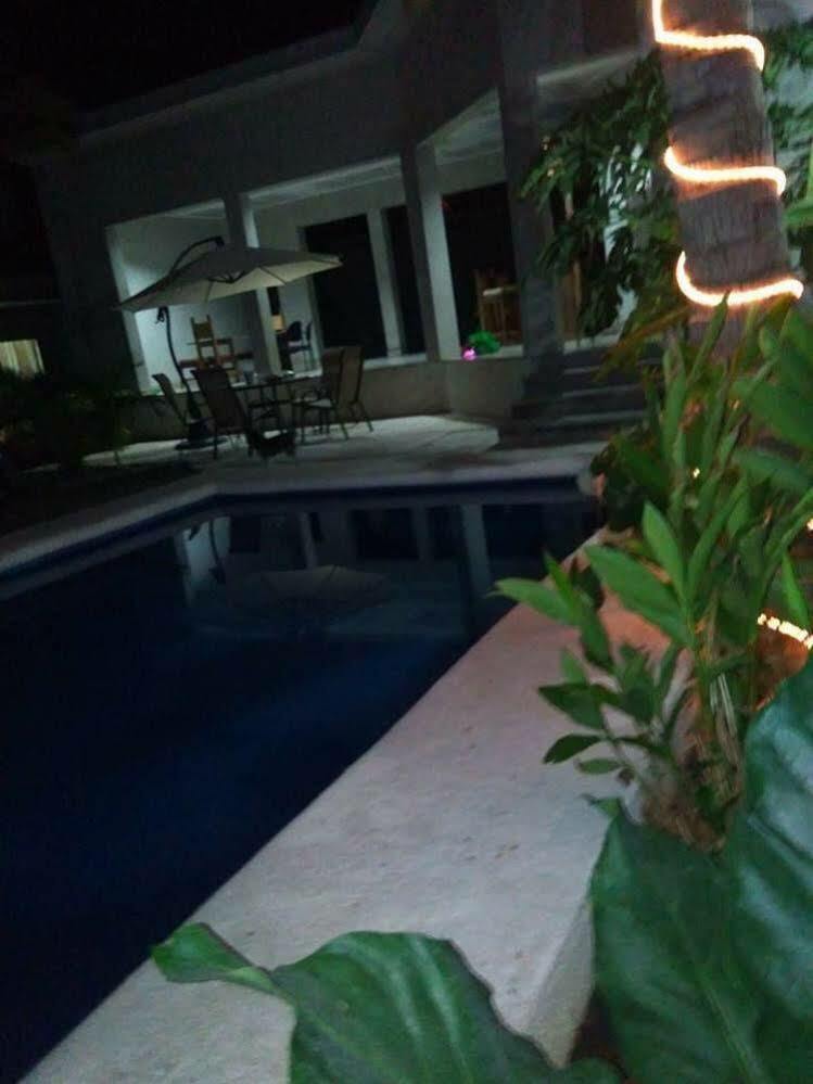 Sueno Tranquilo Hotel Кепос Екстериор снимка